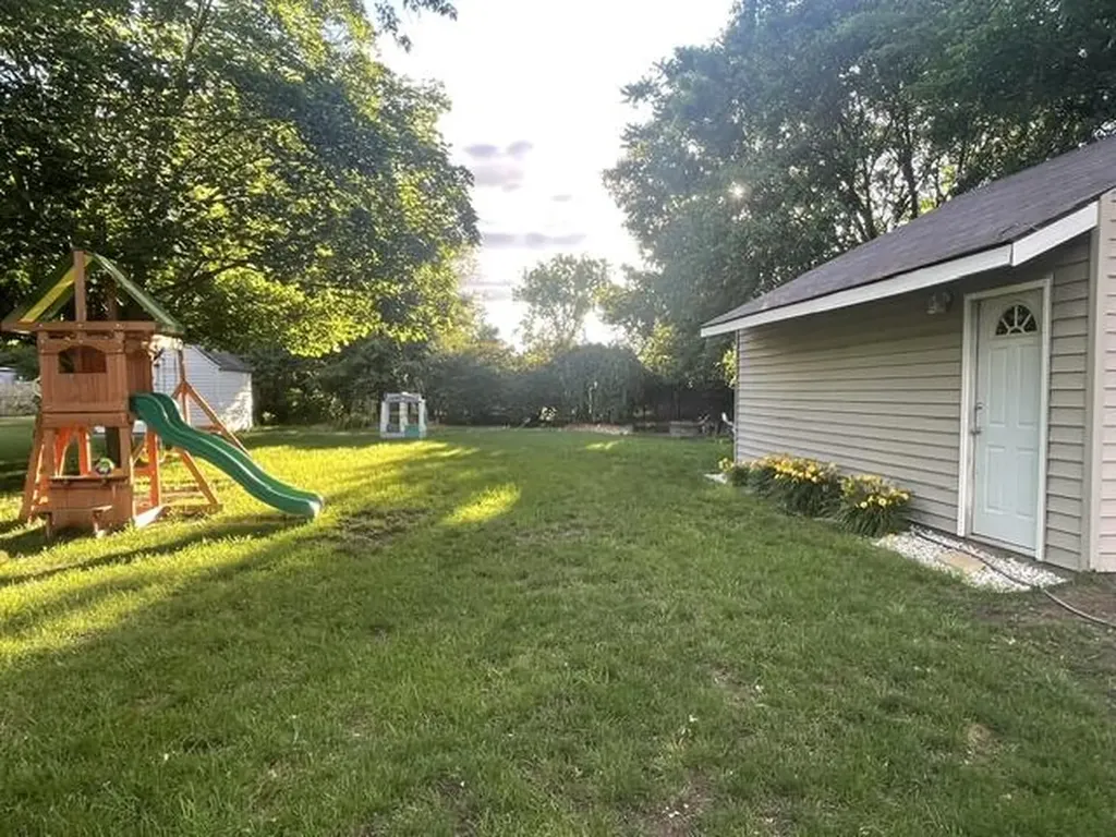 3511 Hubal Avenue SW Wyoming City MI 49519