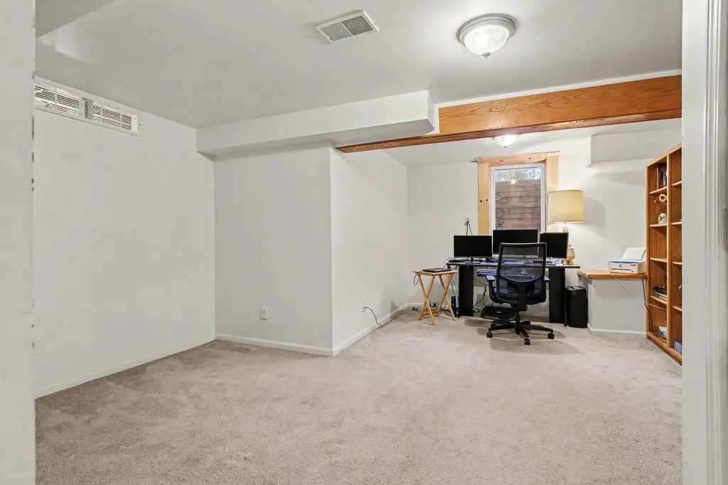 1653 Ridgeview Street SE Grand Rapids City MI 49506