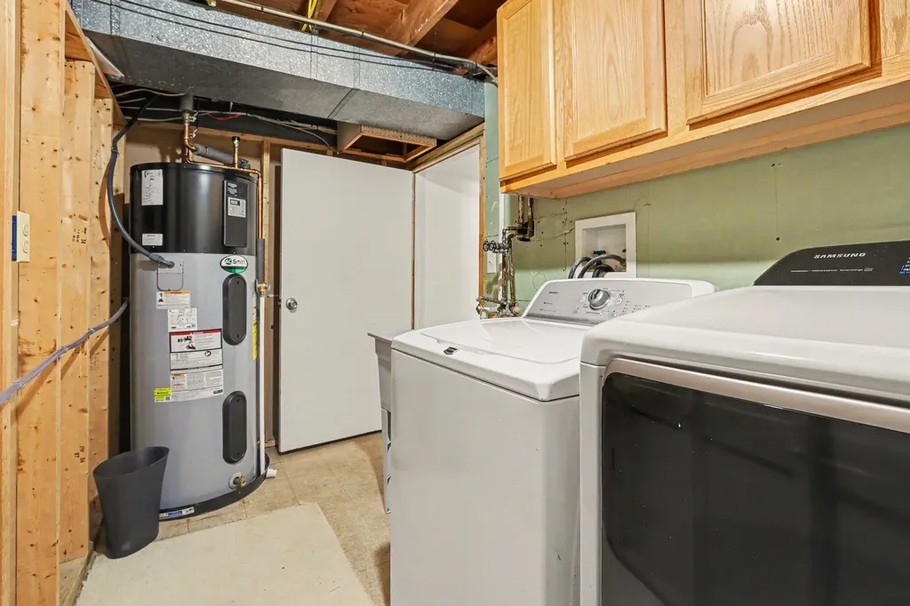 1653 Ridgeview Street SE Grand Rapids City MI 49506