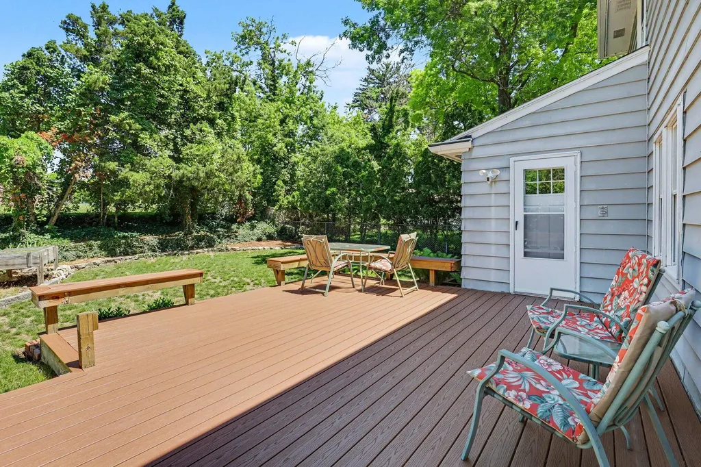 1653 Ridgeview Street SE Grand Rapids City MI 49506