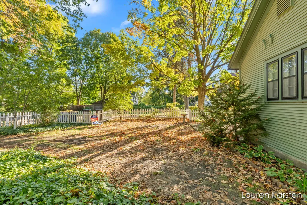 623 Cherry Street SE Grand Rapids City MI 49503