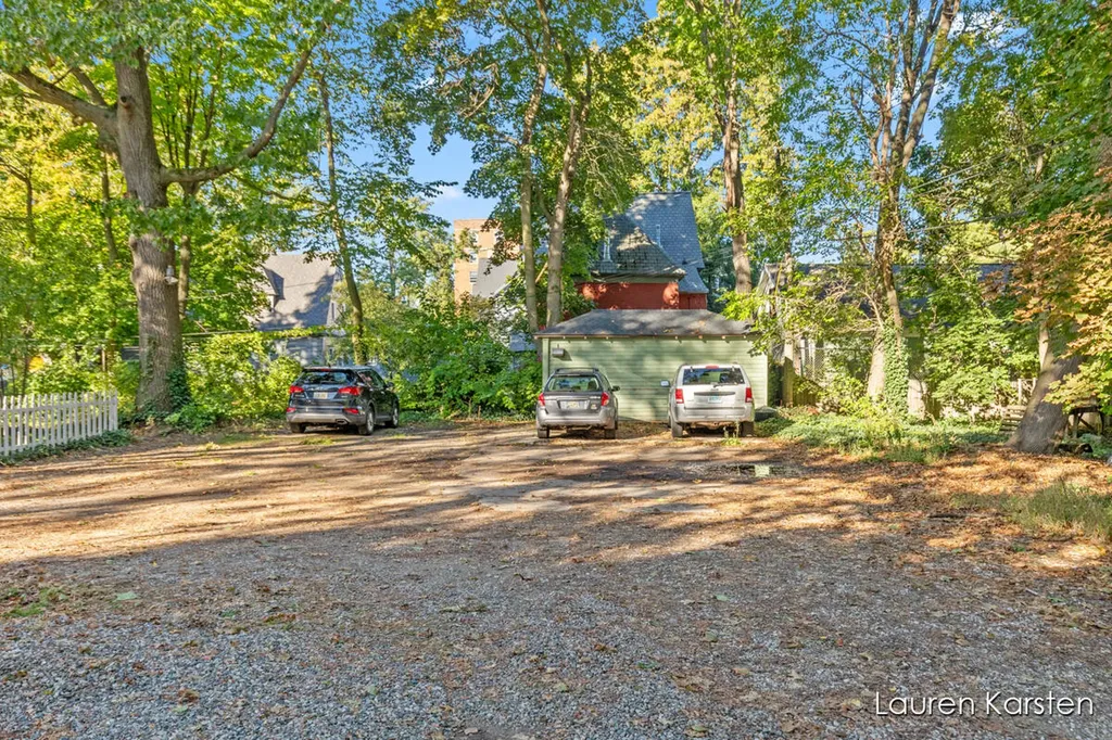 623 Cherry Street SE Grand Rapids City MI 49503