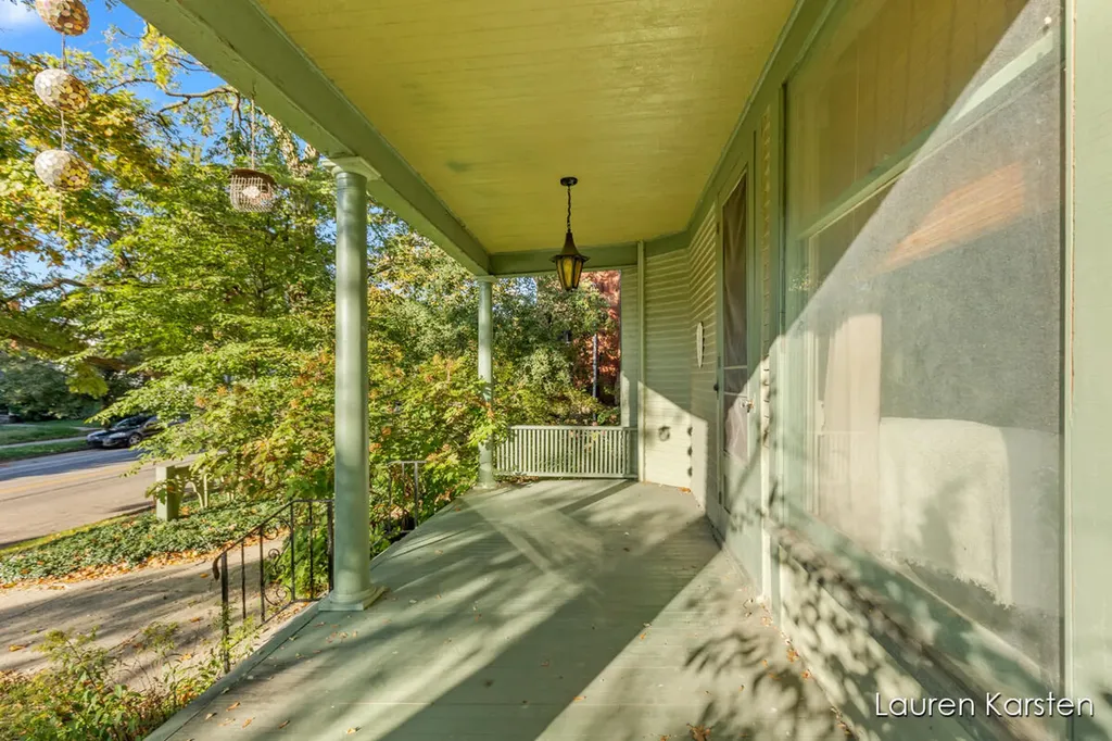 623 Cherry Street SE Grand Rapids City MI 49503