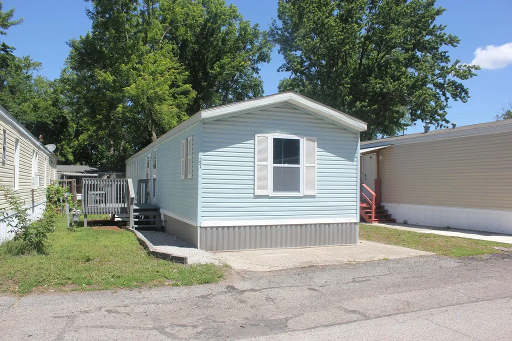 27 Inca Drive SW Byron Township MI 49548