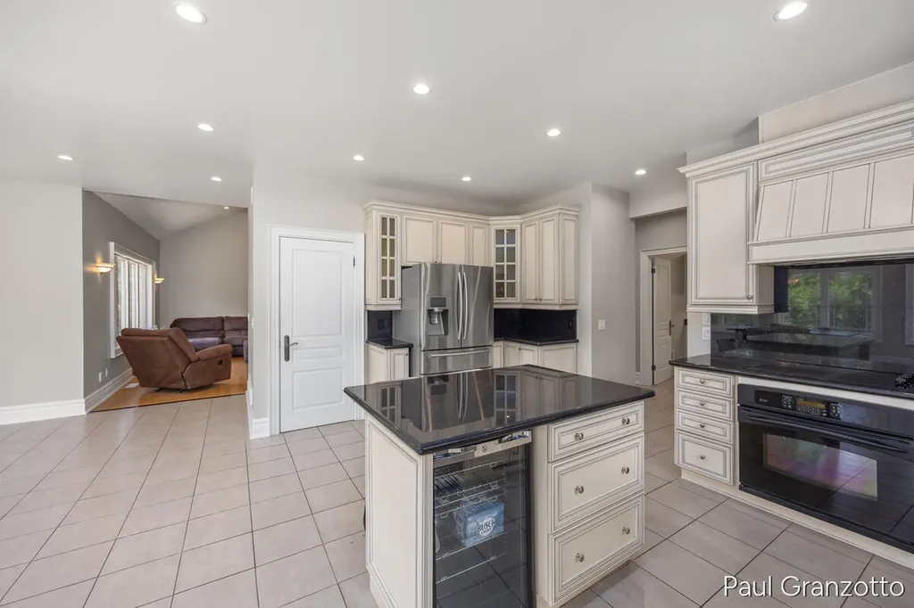 5578 Blackberry Bluff Court SE Kentwood City MI 49512