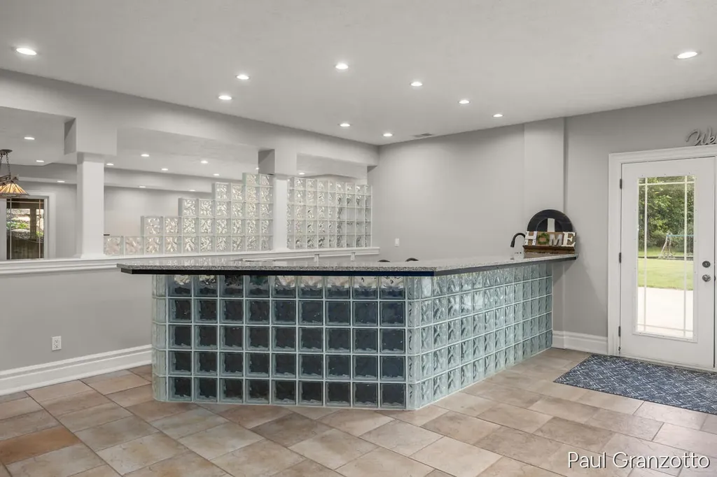 5578 Blackberry Bluff Court SE Kentwood City MI 49512