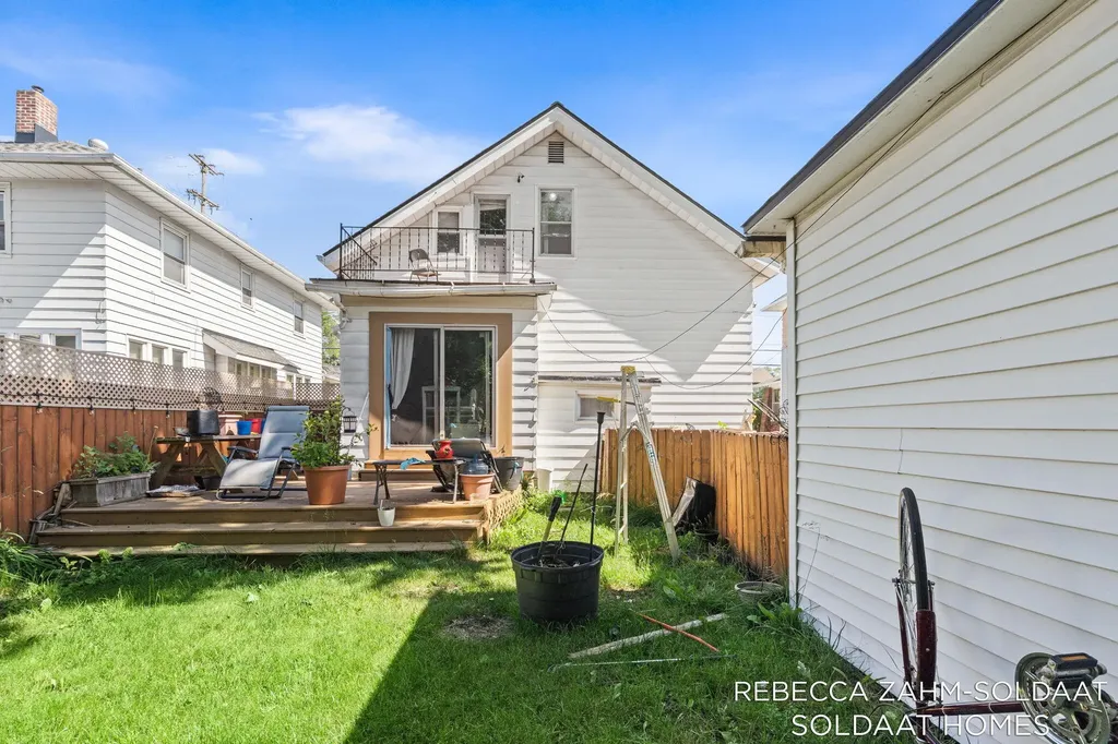 850 Richmond Street NW Grand Rapids City MI 49504