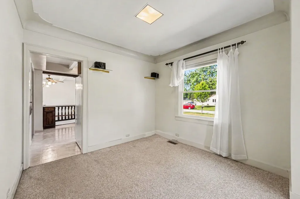 3756 Auburn Avenue NE Plainfield Charter Township MI 49525