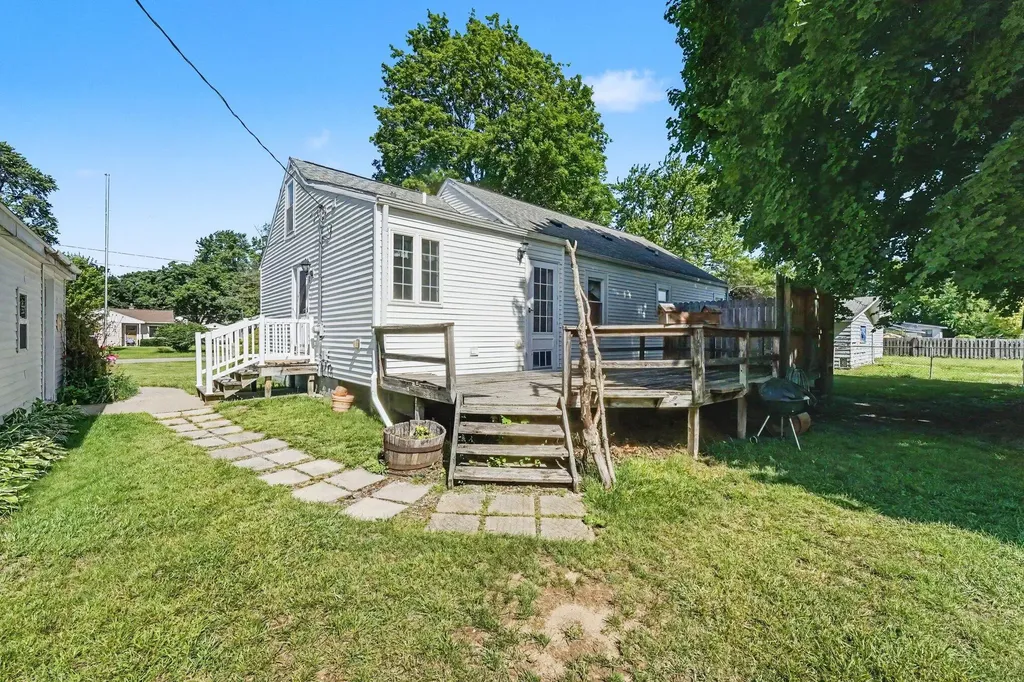 3756 Auburn Avenue NE Plainfield Charter Township MI 49525