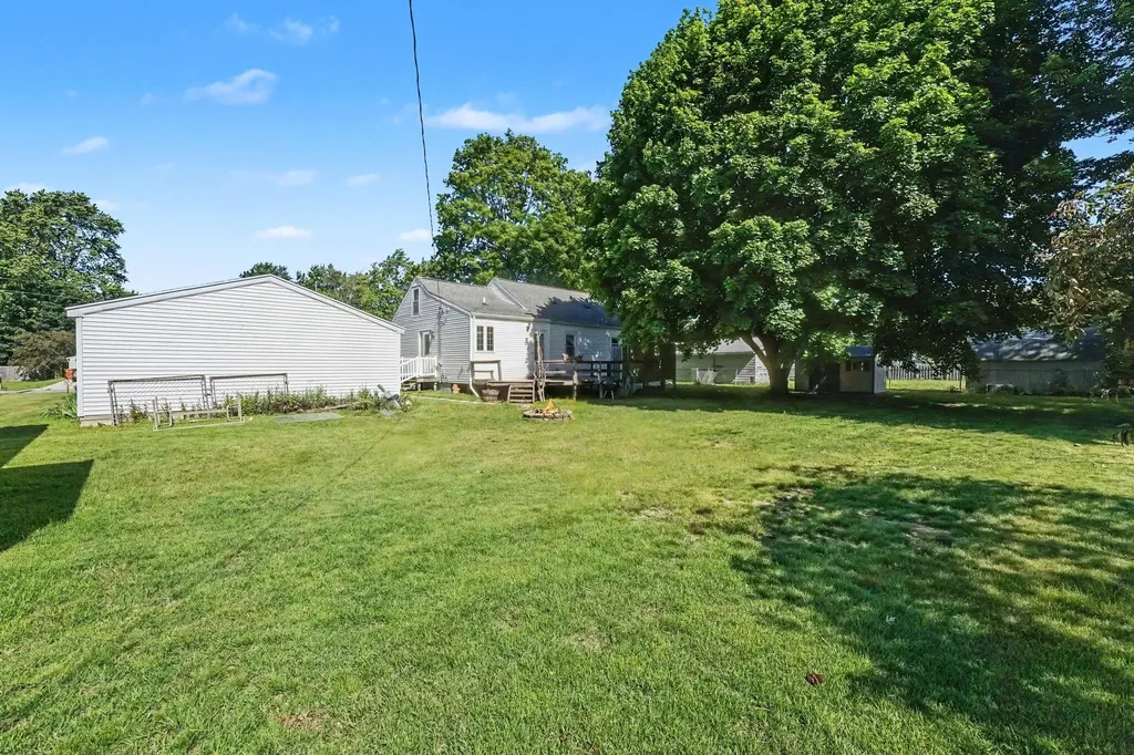 3756 Auburn Avenue NE Plainfield Charter Township MI 49525