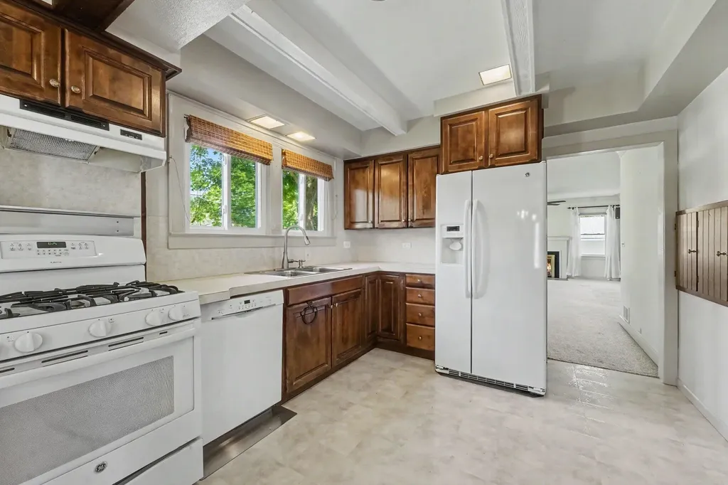 3756 Auburn Avenue NE Plainfield Charter Township MI 49525
