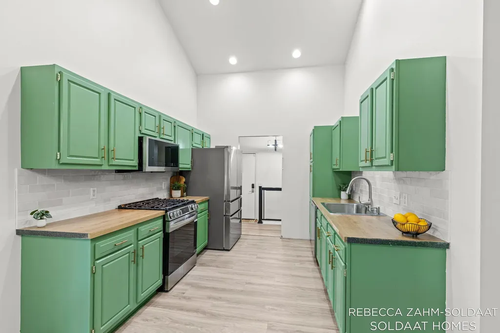 3828 Cook Court SW Wyoming City MI 49519