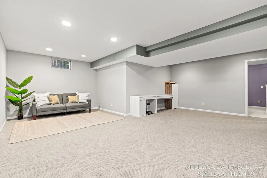 3828 Cook Court SW Wyoming City MI 49519
