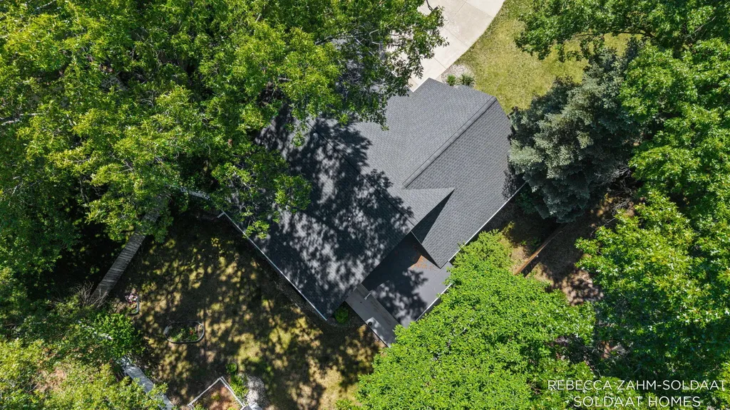 3828 Cook Court SW Wyoming City MI 49519
