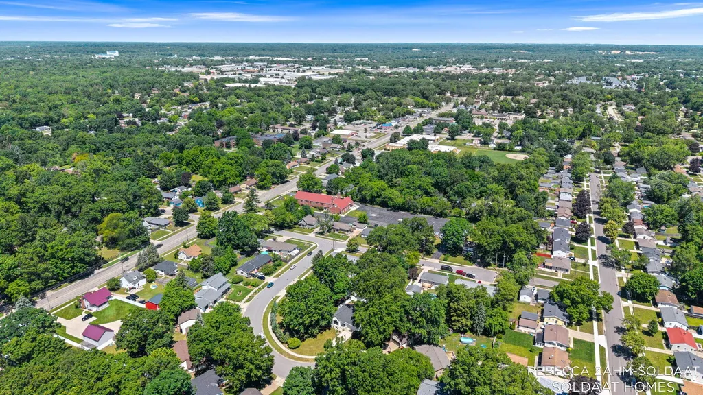 3828 Cook Court SW Wyoming City MI 49519