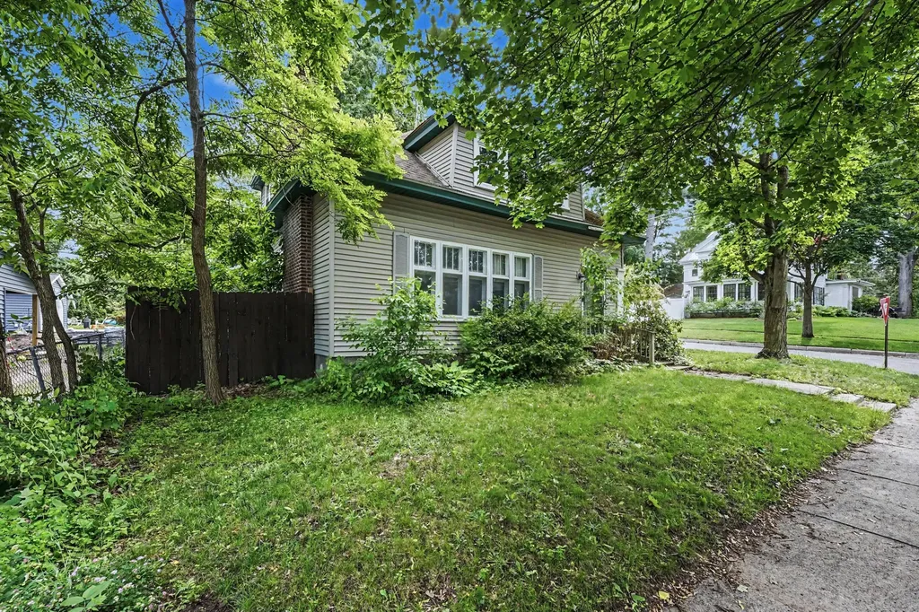 419 W Cass Street Greenville City MI 48838