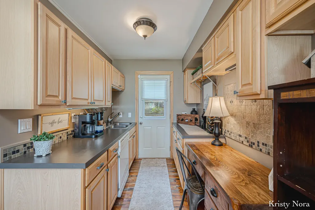 5937 E Pakes Road Evergreen Township MI 48818