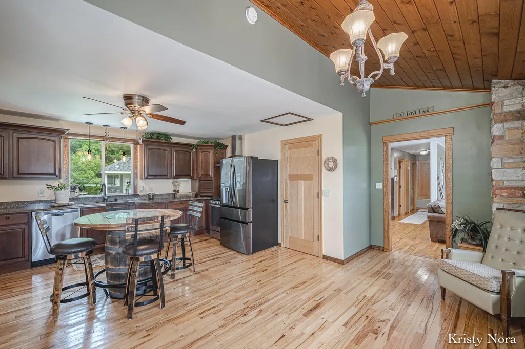 5937 E Pakes Road Evergreen Township MI 48818