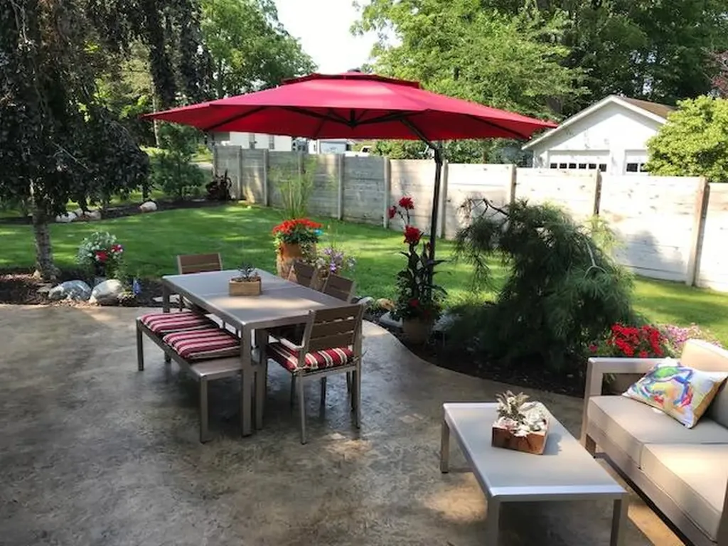 541 Mason Street Saugatuck City MI 49453