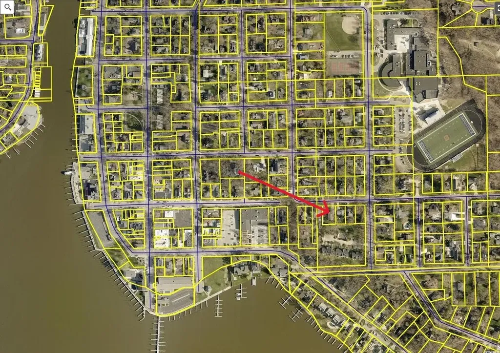 541 Mason Street Saugatuck City MI 49453