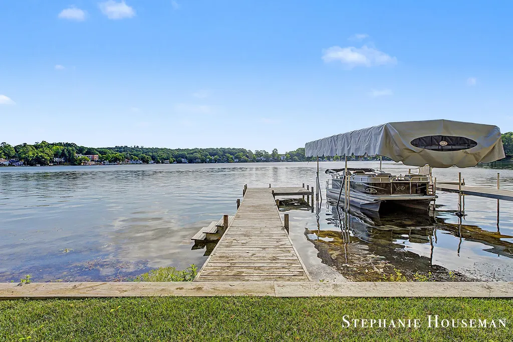 8558 Brower Lake Drive NE Courtland Township MI 49341