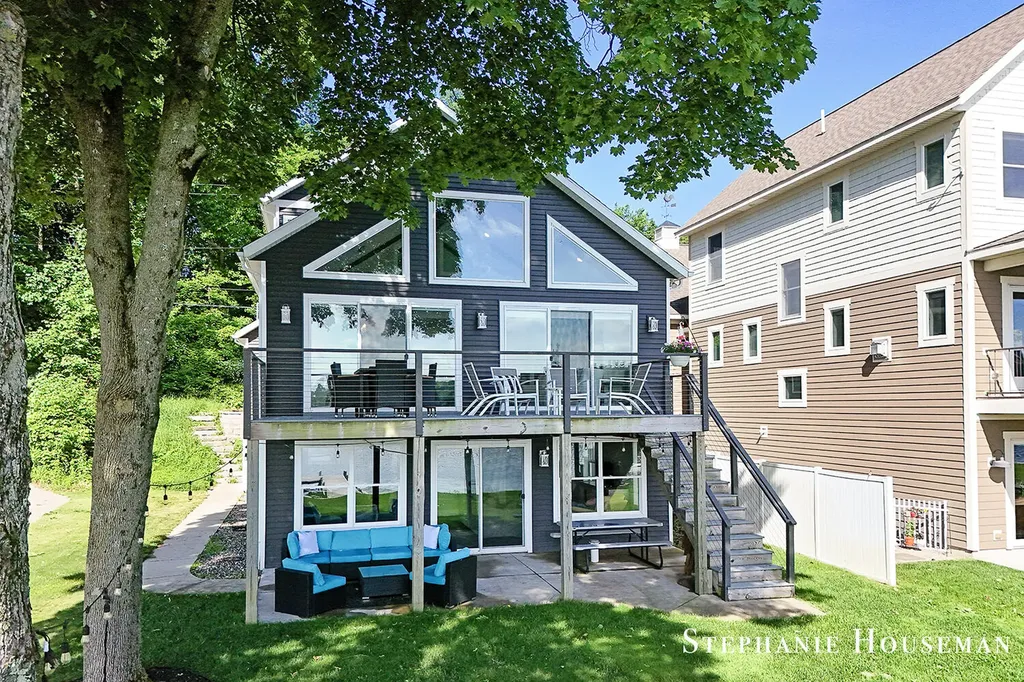 8558 Brower Lake Drive NE Courtland Township MI 49341