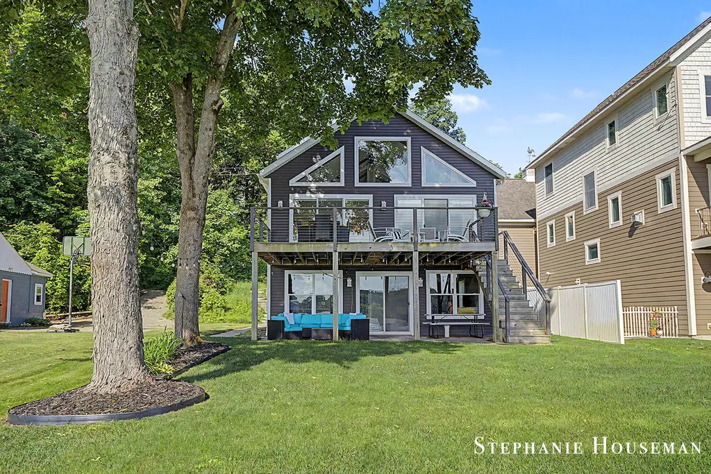 8558 Brower Lake Drive NE Courtland Township MI 49341