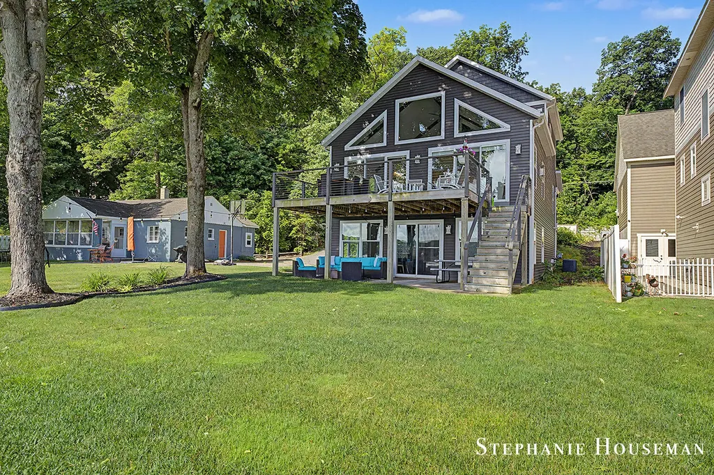 8558 Brower Lake Drive NE Courtland Township MI 49341