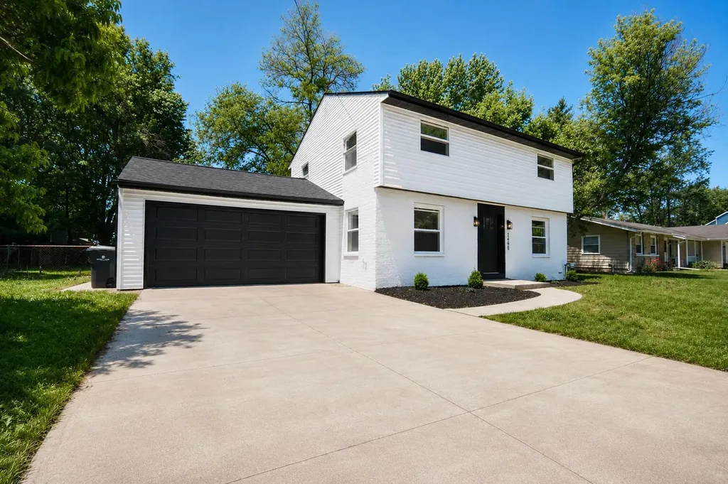 2490 Strathmore Street Oshtemo Charter Township MI 49009