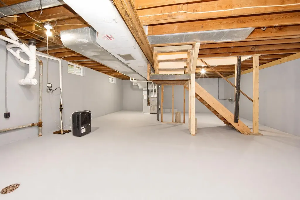 2490 Strathmore Street Oshtemo Charter Township MI 49009