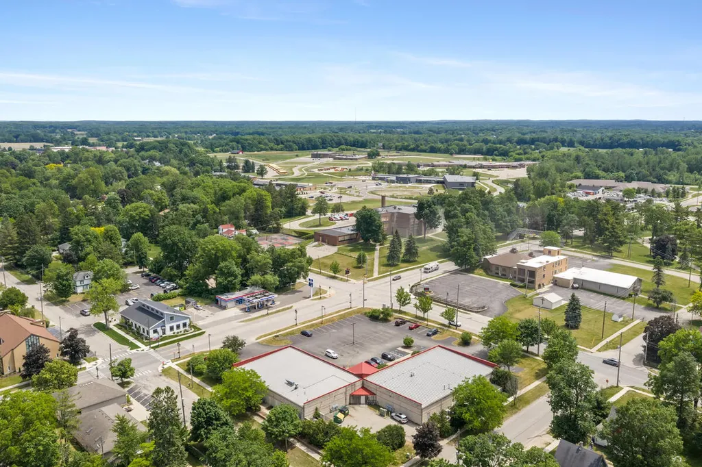 151 S Main Cedar Springs City MI 49319