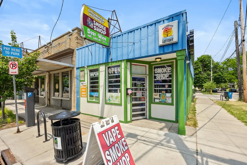 1321 Fulton Street E Grand Rapids City MI 49503