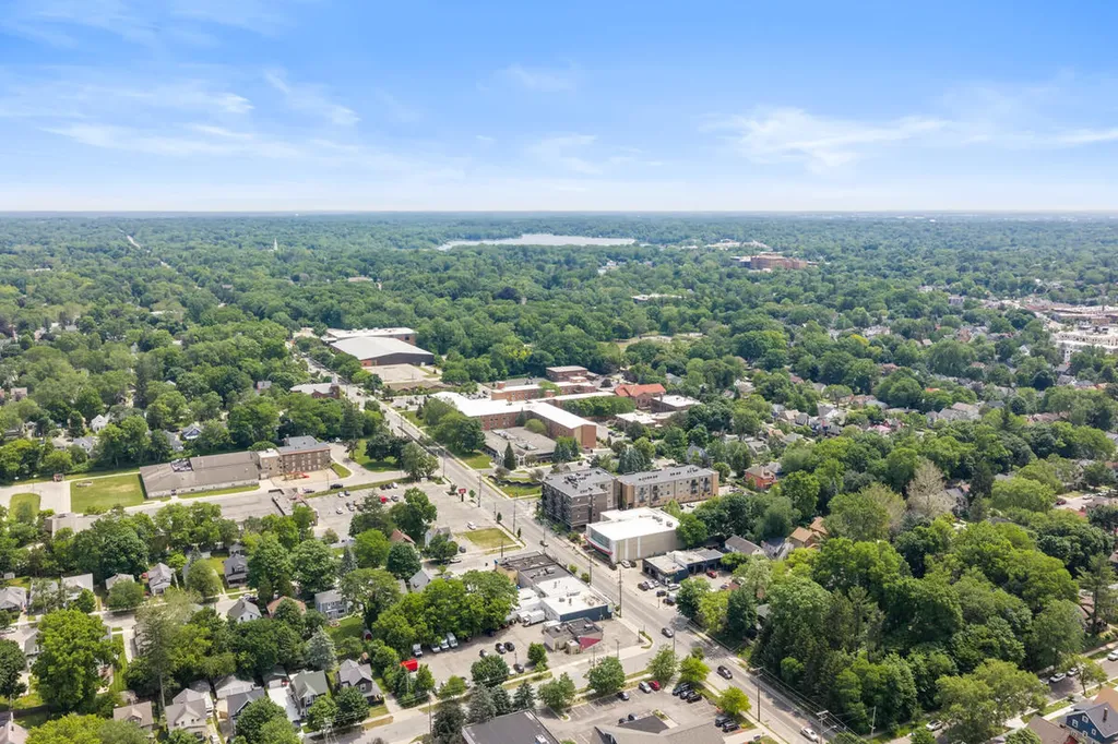1321 Fulton Street E Grand Rapids City MI 49503