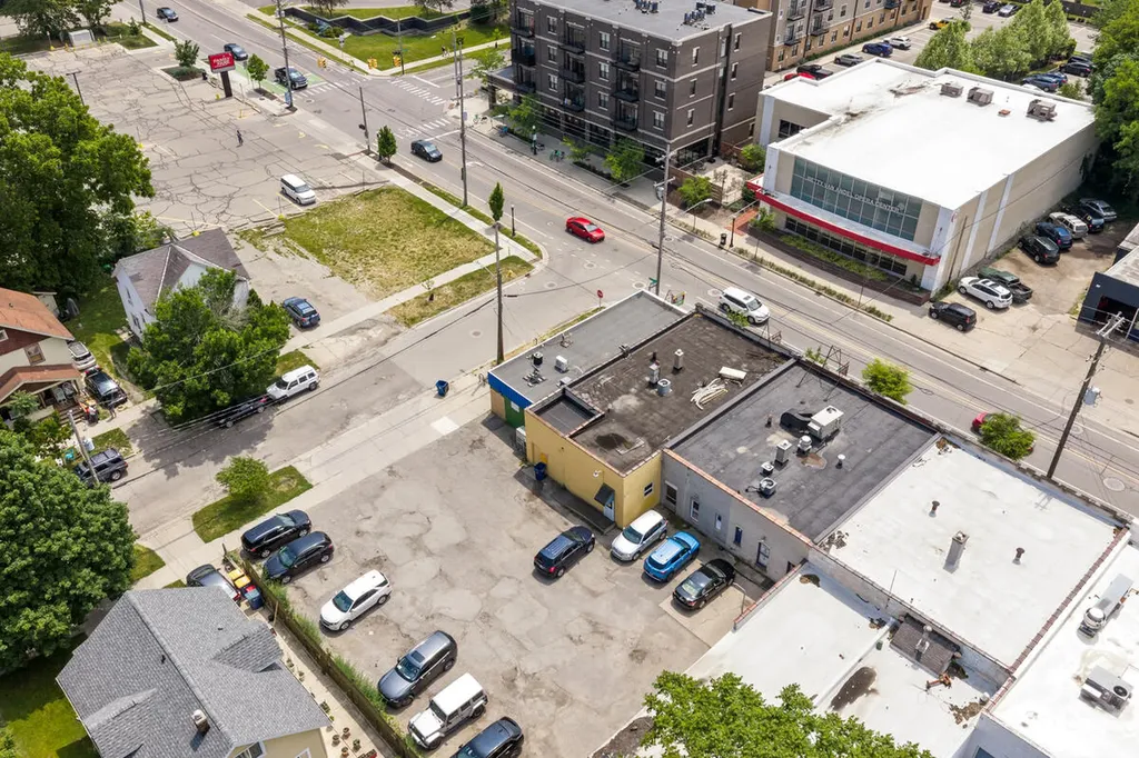 1321 Fulton Street E Grand Rapids City MI 49503