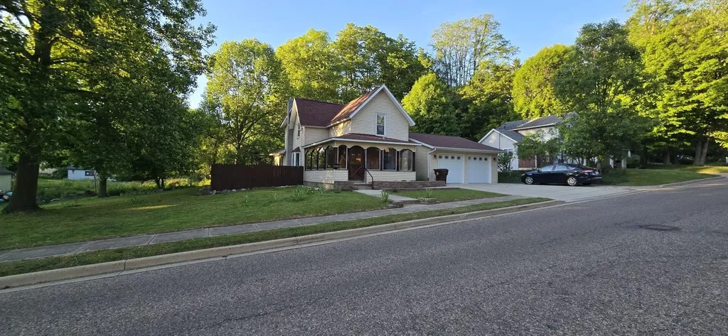 211 Forest Marshall City MI 49068