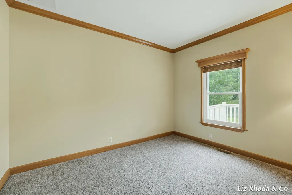 5610 Kingsley Drive NE Courtland Township MI 49341