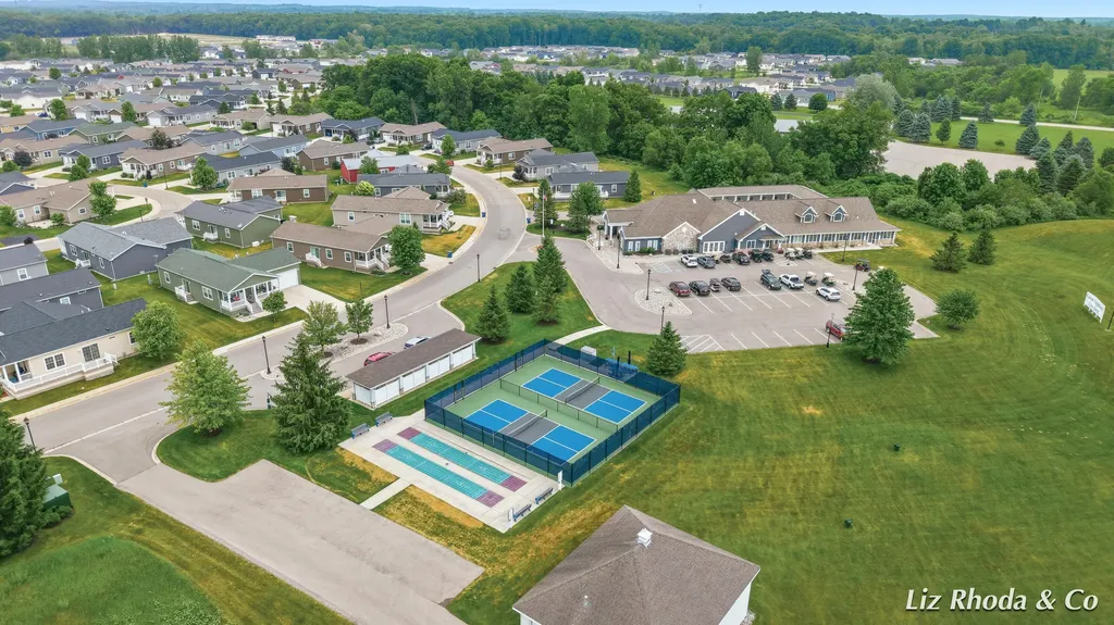 5610 Kingsley Drive NE Courtland Township MI 49341