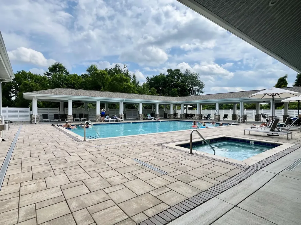 5610 Kingsley Drive NE Courtland Township MI 49341