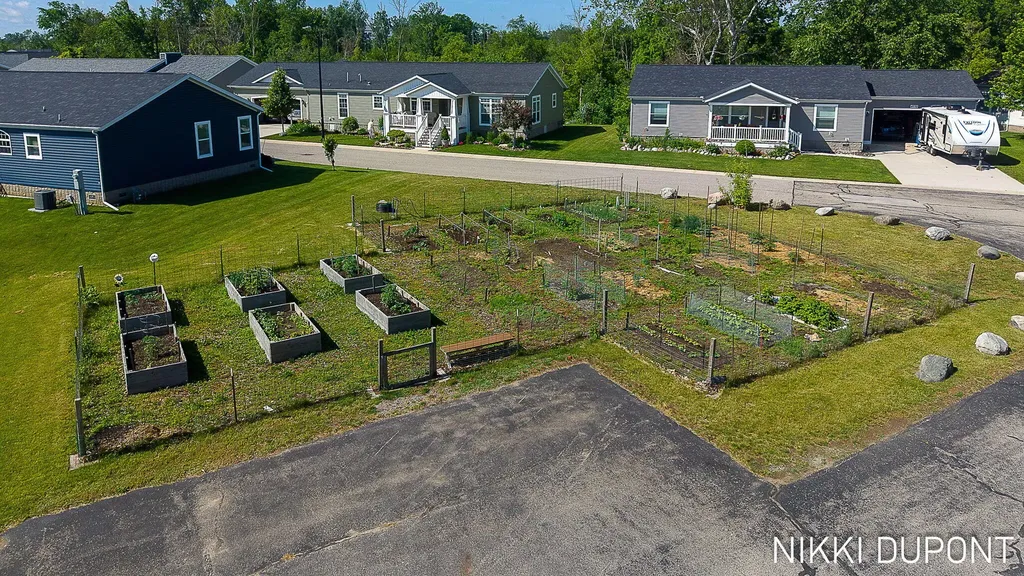 5254 W Scenic Turn Lane Fillmore Township MI 49423