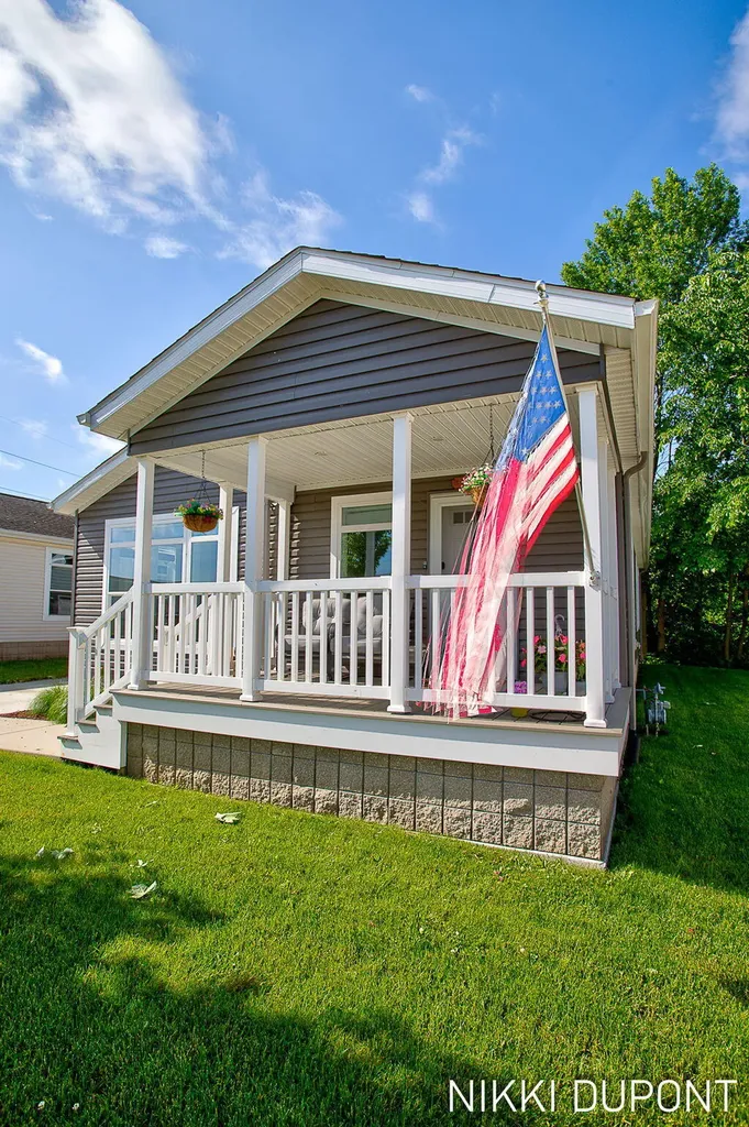 5254 W Scenic Turn Lane Fillmore Township MI 49423