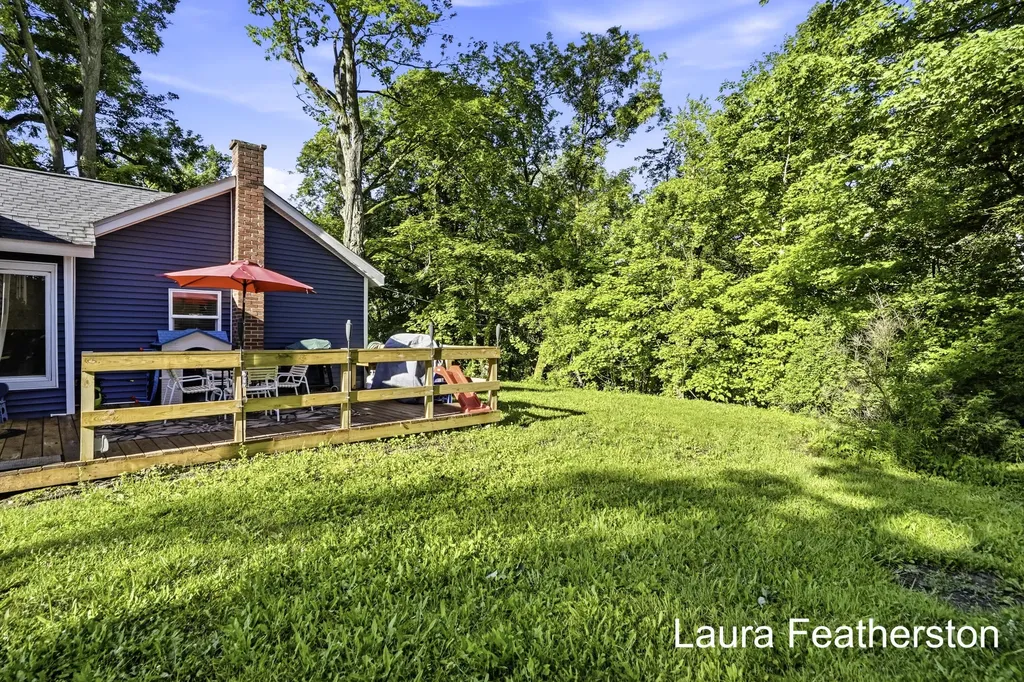 4948 Sturgis Avenue NE Cannon Township MI 49341