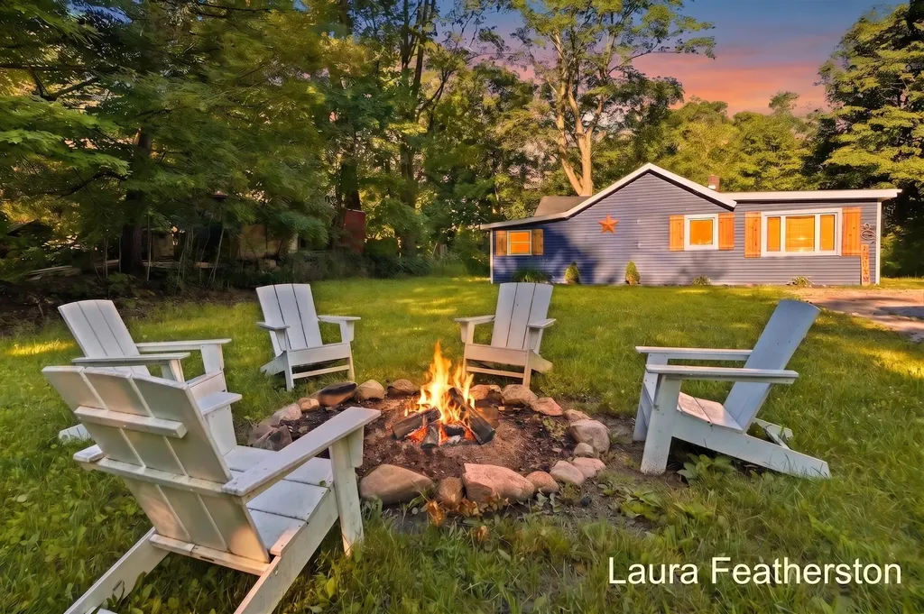 4948 Sturgis Avenue NE Cannon Township MI 49341