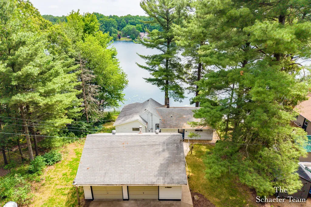 10870 Simpson W Oakfield Township MI 48838