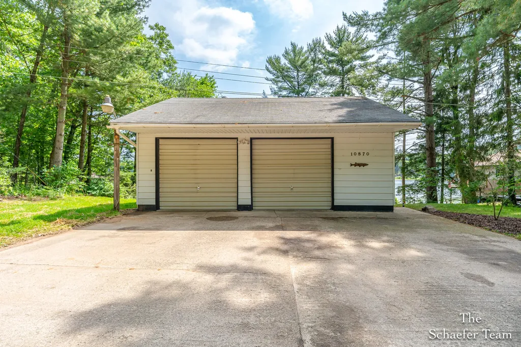 10870 Simpson W Oakfield Township MI 48838