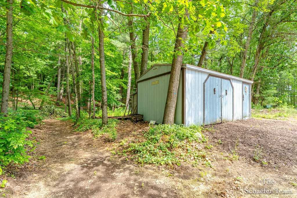 10870 Simpson W Oakfield Township MI 48838