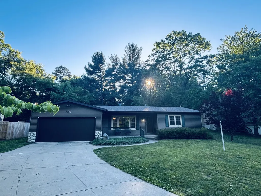 2025 Walker Avenue NW Grand Rapids City MI 49504
