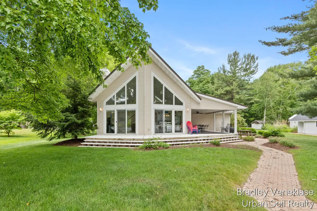 12464 S Sand Beach Drive Grant City MI 49327