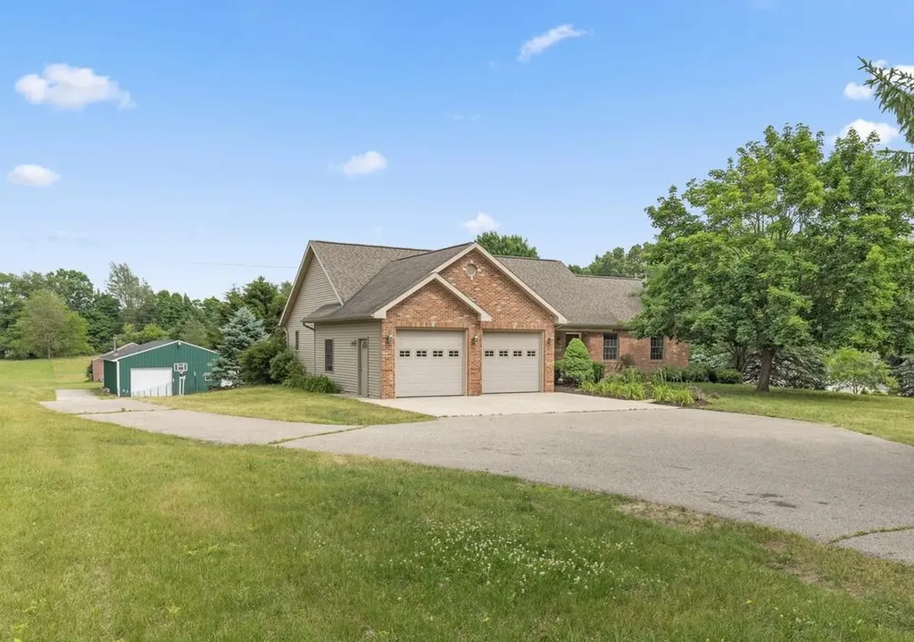 8292 N 12th Street Cooper Charter Township MI 49009