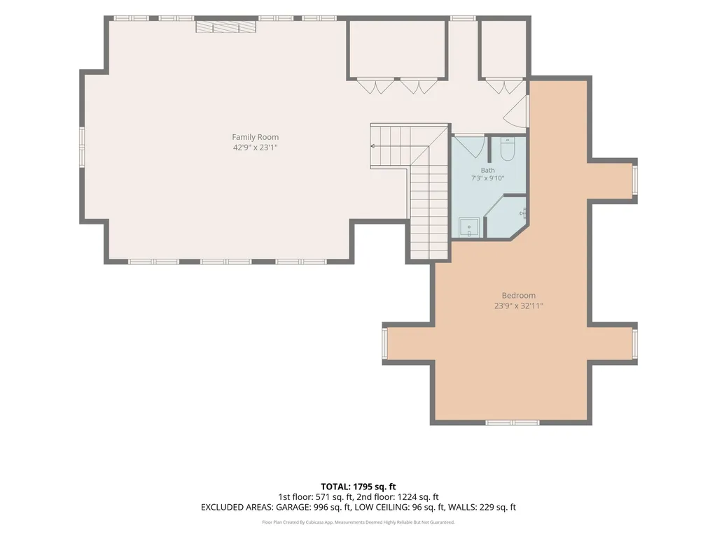 329 W Circle Drive North Muskegon City MI 49445