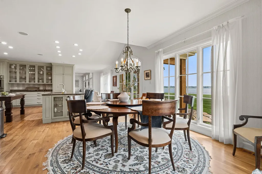 329 W Circle Drive North Muskegon City MI 49445